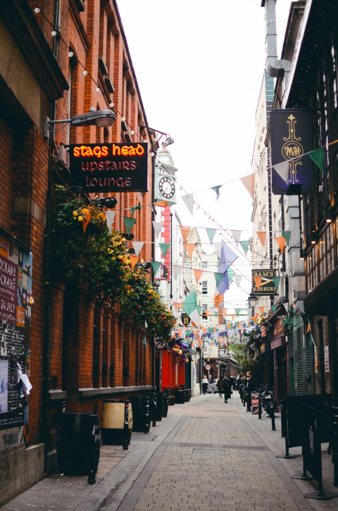 The lively bars of Dublin